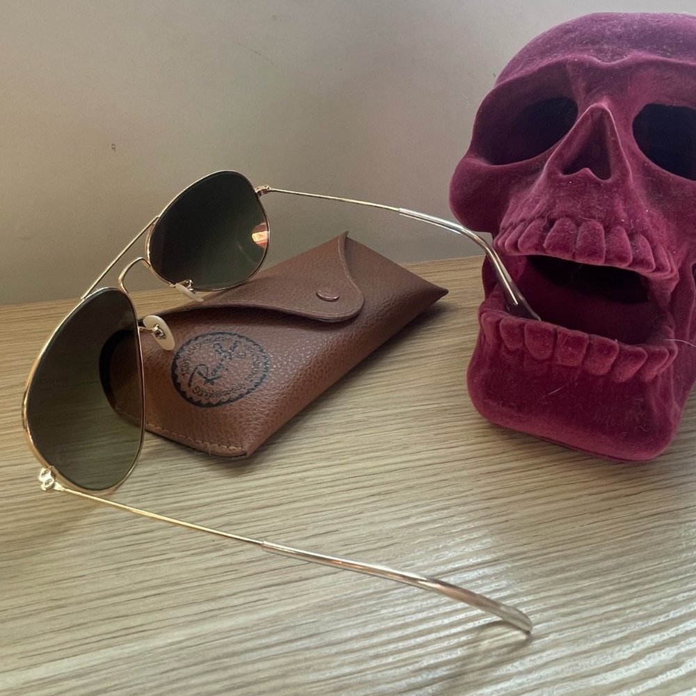 Ray-Ban Aviator Sunglasses - Picture 6 of 6